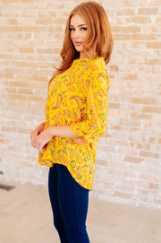 Lizzy Top in Yellow and Navy Paisley