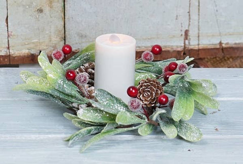 Merry Mistletoe Mini Ring
