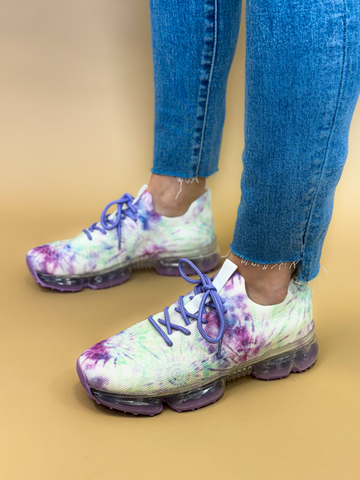 Christina Sneaker in Lavender