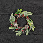 Merry Mistletoe Mini Ring